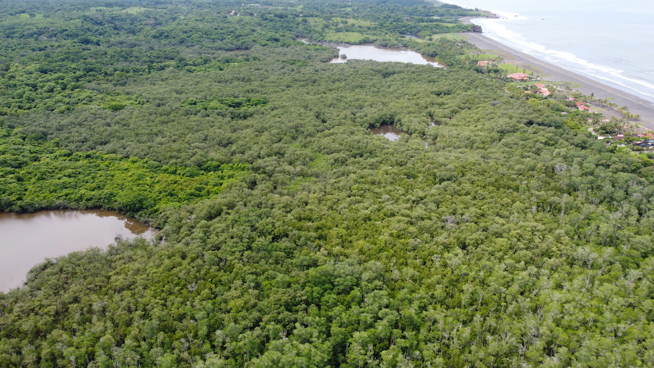 Peñon-Bajamar-Puntarenas-Costa-Rica